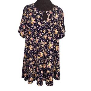Monnuro Plus Size Floral Tunic Blouse